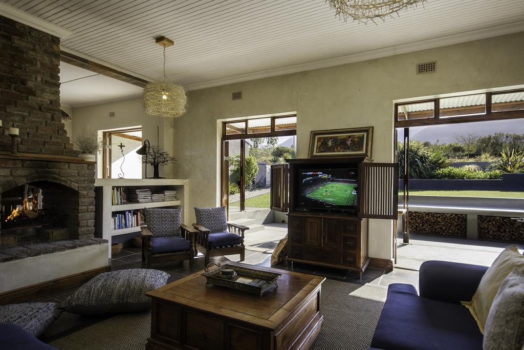 A Hilltop Country Retreat Swellendam Buitenkant foto
